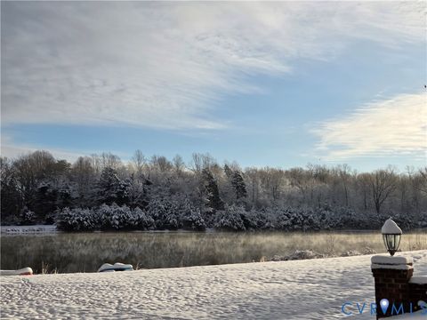 Tiny photo for 239 Jennings Road, Cartersville, VA 23027 (MLS # 2613163)