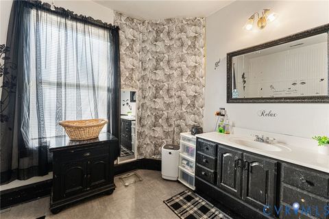 Tiny photo for 328 Saint Andrew Street, Petersburg, VA 23803 (MLS # 2531996)