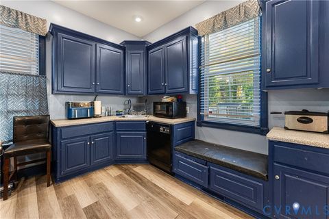 Tiny photo for 328 Saint Andrew Street, Petersburg, VA 23803 (MLS # 2531996)