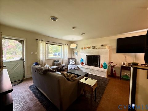 Tiny photo for 351 E Bay Drive Dr, White Stone, VA 22578 (MLS # 2530050)