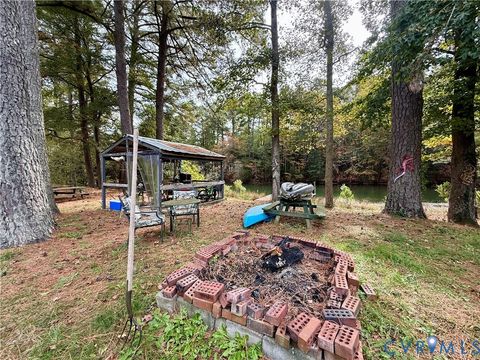 Tiny photo for 351 E Bay Drive Dr, White Stone, VA 22578 (MLS # 2530050)