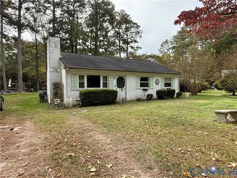 Photo of 351 E Bay Drive Dr, White Stone, VA 22578 (MLS # 2530050)