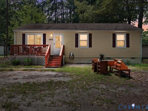 Tiny photo for 3806 Lee Boulevard, North Dinwiddie, VA 23803 (MLS # 2620041)