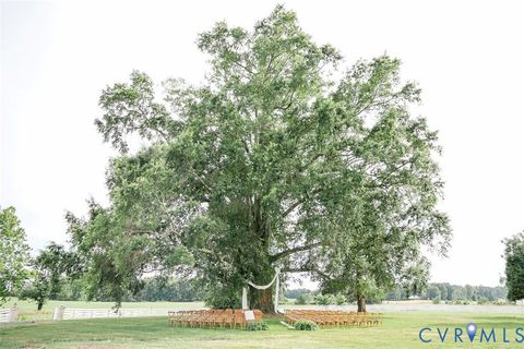 Tiny photo for 189 Old Buckingham Road, Cumberland, VA 23040 (MLS # 2601045)