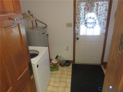 Tiny photo for 4621 New Kent Highway, Quinton, VA 23141 (MLS # 2624060)