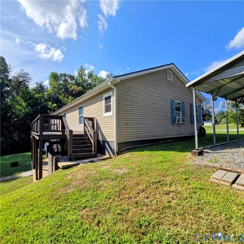 Tiny photo for 467 Randolph Street, Phenix, VA 23959 (MLS # 2625315)