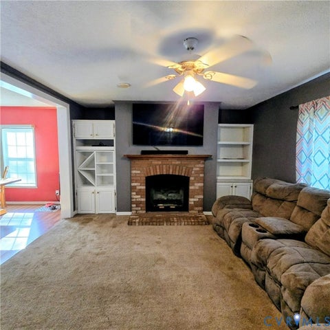 Tiny photo for 467 Randolph Street, Phenix, VA 23959 (MLS # 2625315)