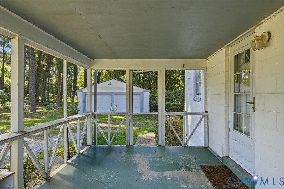 1051 Oakland Road