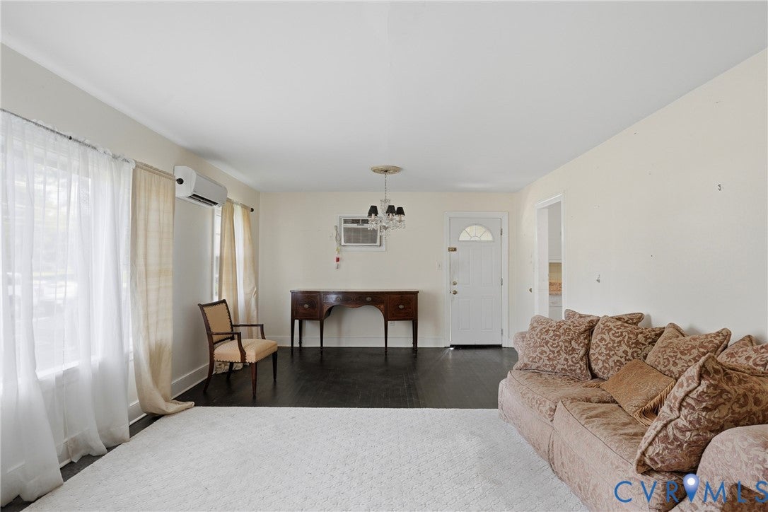 1051 Oakland Road