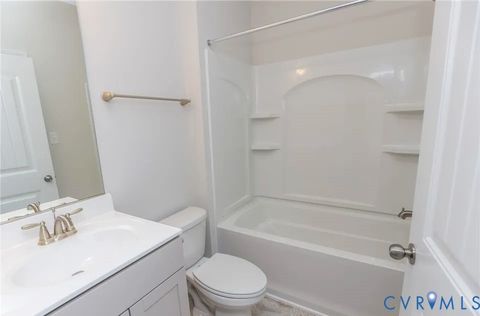Tiny photo for 5719 Sterlingworth Drive, Moseley, VA 23120 (MLS # 2613322)