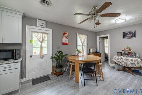 Tiny photo for 4933 George Washington Mem Highway, Yorktown, VA 23692 (MLS # 2527941)