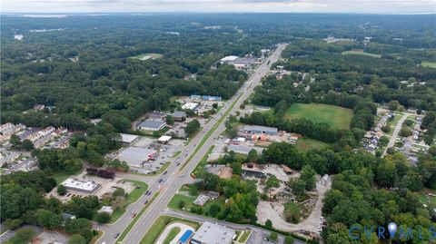 Tiny photo for 4933 George Washington Mem Highway, Yorktown, VA 23692 (MLS # 2527941)