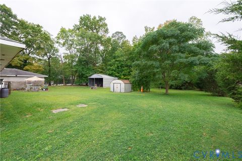 Tiny photo for 4933 George Washington Mem Highway, Yorktown, VA 23692 (MLS # 2527941)