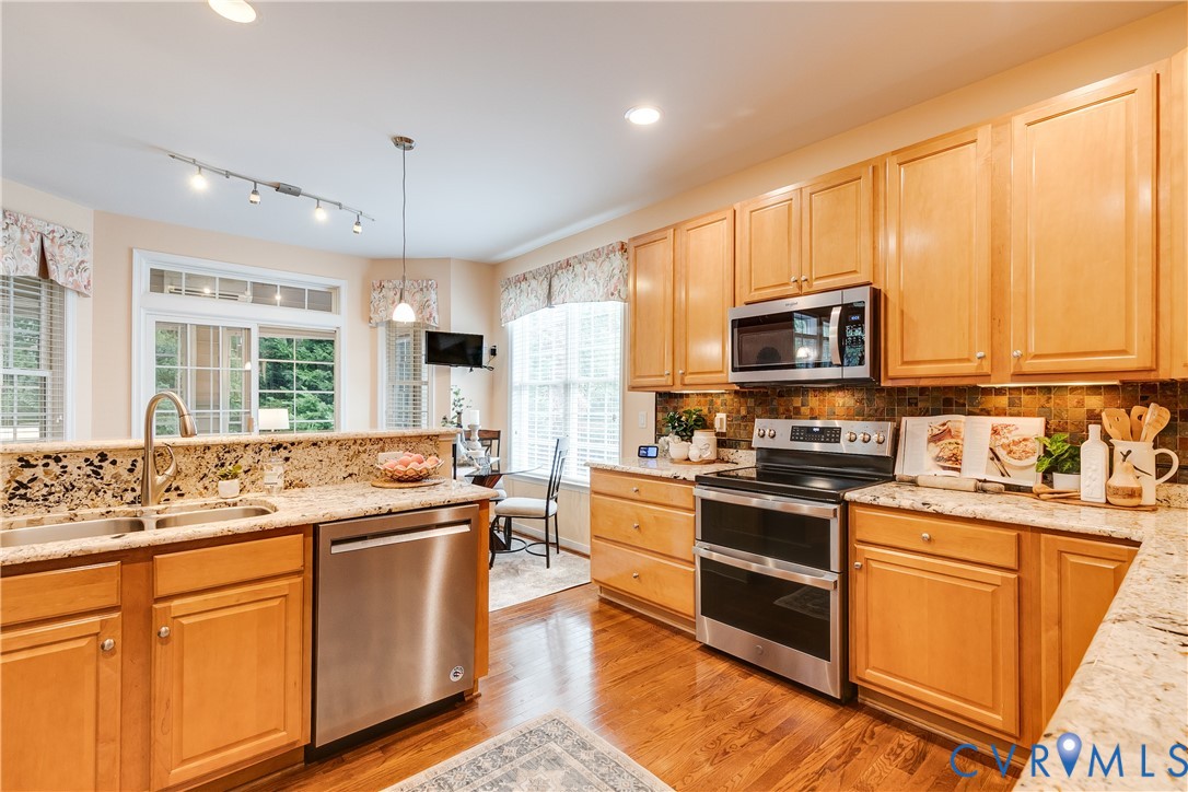 406 Powhatan Hill Place