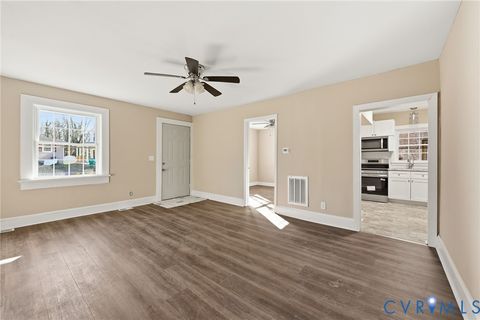 Tiny photo for 331 Glenwood Court, Petersburg, VA 23803 (MLS # 2533262)