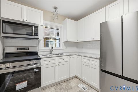 Tiny photo for 331 Glenwood Court, Petersburg, VA 23803 (MLS # 2533262)