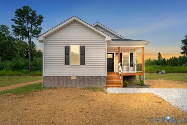 1010 NOTTOWAY AVE, BLACKSTONE, VA 23824 - Image 36c5ab8136aee1b2fe8e5f65031eb4e6/3747422085