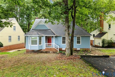 Photo of 5601 Chatmoss Road, Midlothian, VA 23112 (MLS # 2527086)