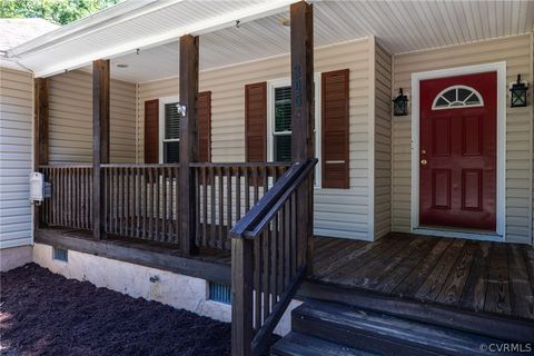 A home in Bumpass