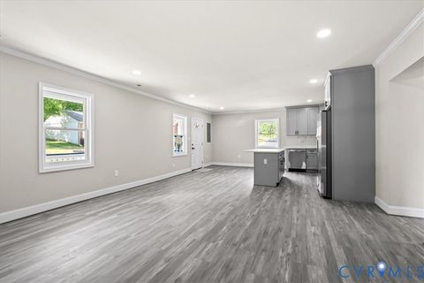 Tiny photo for 639 Plum Street, Petersburg, VA 23803 (MLS # 2610858)