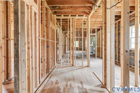 Tiny photo for 201 Banbury Road, Richmond, VA 23221 (MLS # 2527947)