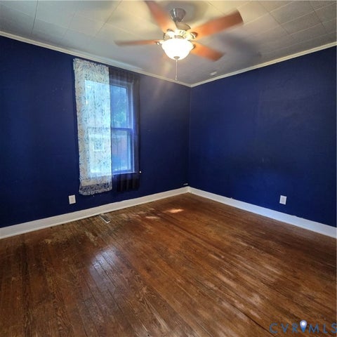 Tiny photo for 1720 2nd ST, Victoria, VA 23974 (MLS # 2623616)
