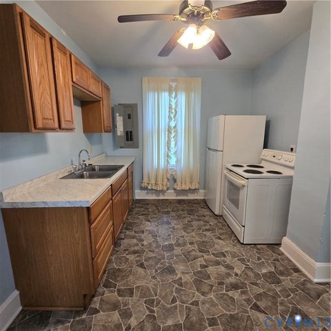 Tiny photo for 1720 2nd ST, Victoria, VA 23974 (MLS # 2623616)