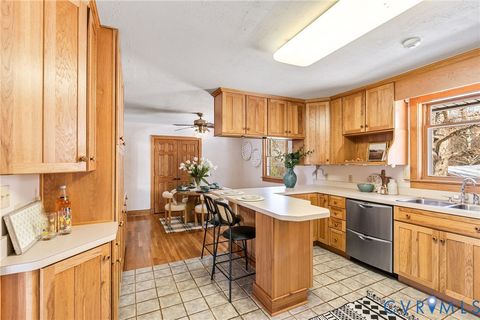 Tiny photo for 3605 Spruce Avenue, Colonial Heights, VA 23834 (MLS # 2602769)