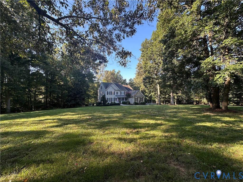 2515 Crest Hollow Court