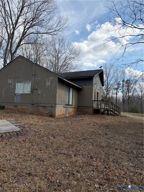 Tiny photo for 693 Blackberry Lane, Appomattox, VA 24522 (MLS # 2605618)