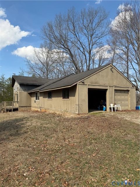 Tiny photo for 693 Blackberry Lane, Appomattox, VA 24522 (MLS # 2605618)
