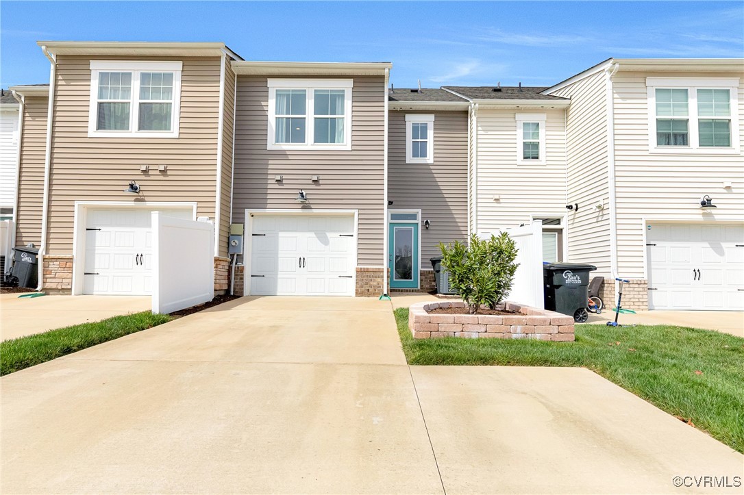 Henrico, Virginia 23059, United States, 3 Bedrooms Bedrooms, ,3 BathroomsBathrooms,Residential,Pending,106092