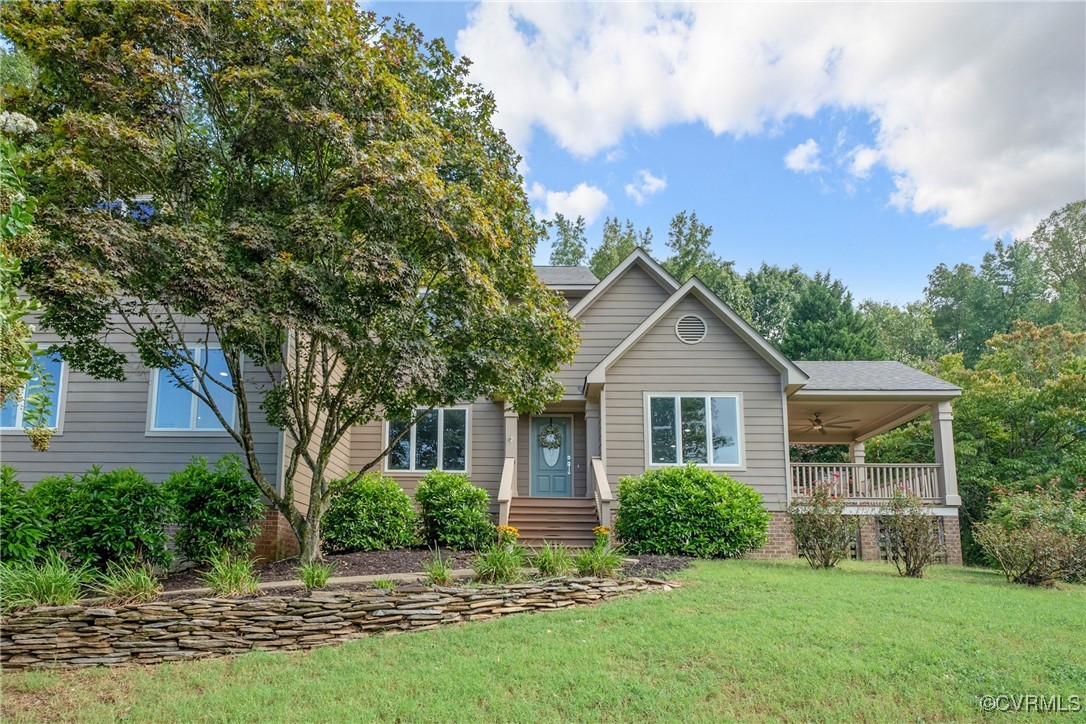 9712 Kingussle Lane