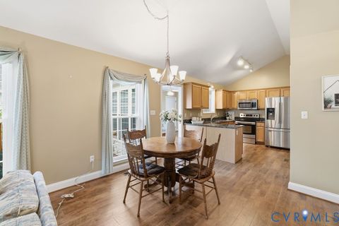 Tiny photo for 124 Kennon Pointe Court, Colonial Heights, VA 23834 (MLS # 2603642)