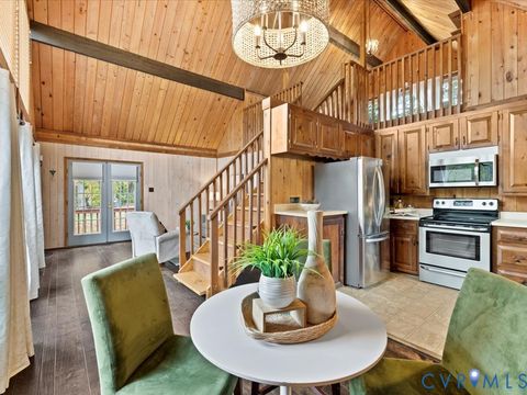 Photo of 2100 Lakeview Drive, Powhatan, VA 23139 (MLS # 2528540)