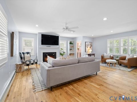 Tiny photo for 1306 Washington Avenue, Fredericksburg, VA 22401 (MLS # 2617770)