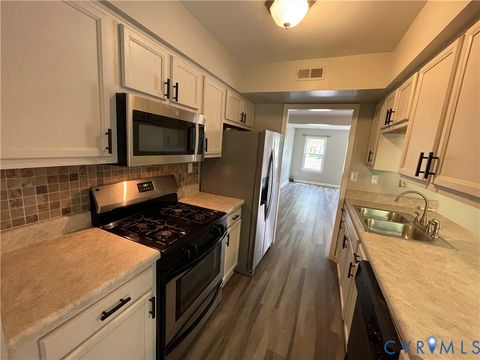 Tiny photo for 911 Grayfox Circle, Richmond, VA 23223 (MLS # 2617047)
