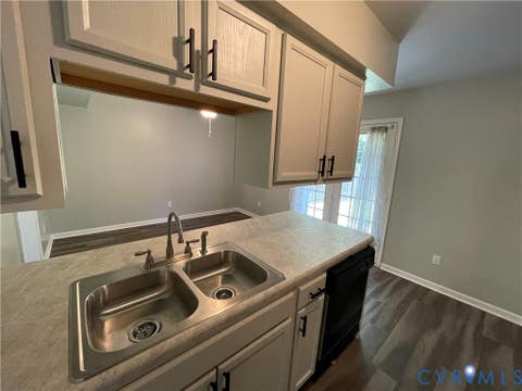 Tiny photo for 911 Grayfox Circle, Richmond, VA 23223 (MLS # 2617047)