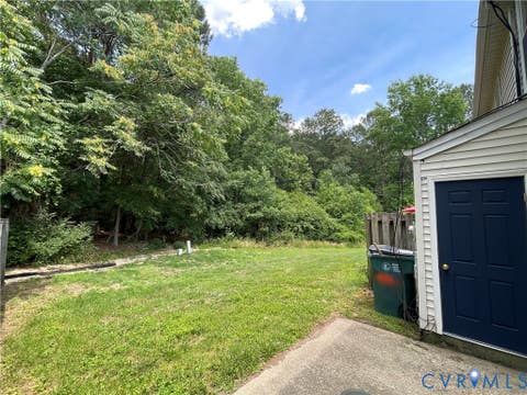 Tiny photo for 911 Grayfox Circle, Richmond, VA 23223 (MLS # 2617047)