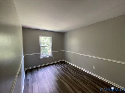 Tiny photo for 911 Grayfox Circle, Richmond, VA 23223 (MLS # 2617047)
