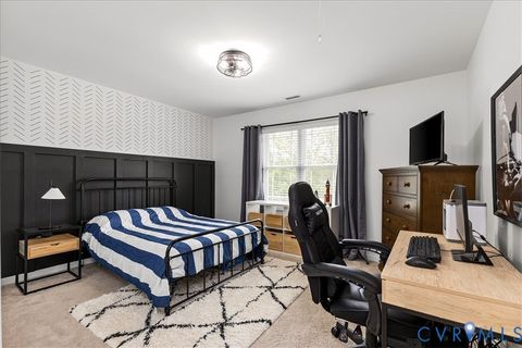 Tiny photo for 20000 Talon Point Drive, Petersburg, VA 23803 (MLS # 2616826)