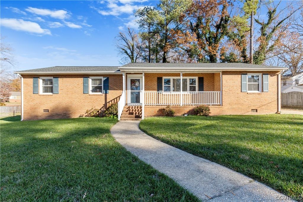 Photo for 601 Smithfield Avenue, Hopewell, VA 23860 (MLS # 2328811)