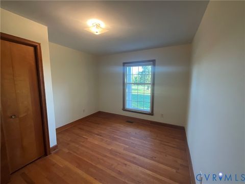 Tiny photo for 26200 Selma Road, Jetersville, VA 23083 (MLS # 2607089)