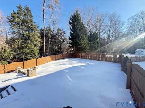 Tiny photo for 9379 Roseland Court, Mechanicsville, VA 23116 (MLS # 2603058)