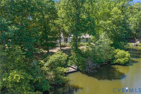 Tiny photo for 1128 Dillard Street, Tappahannock, VA 22560 (MLS # 2612459)