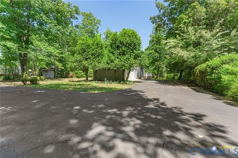 Tiny photo for 1128 Dillard Street, Tappahannock, VA 22560 (MLS # 2612459)
