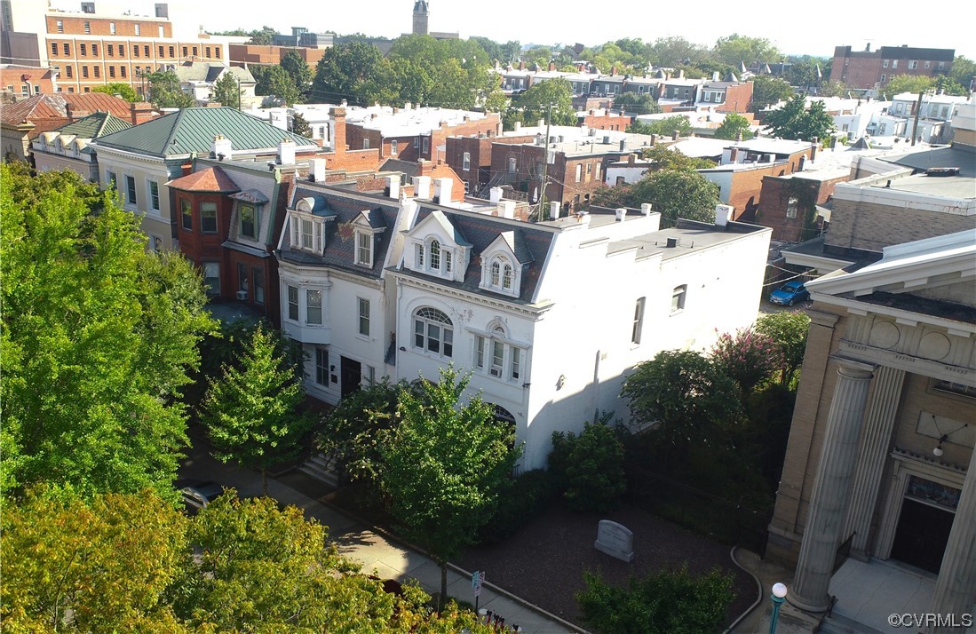 1109 & 1111 W Franklin Street
