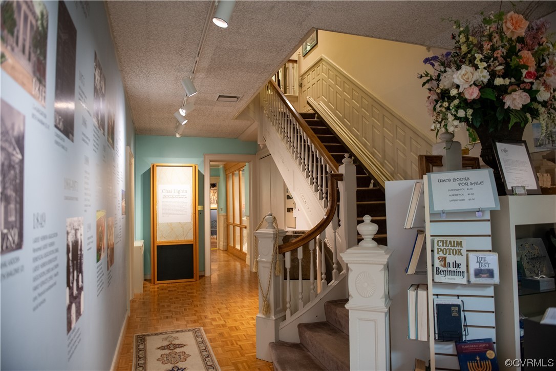 1109 & 1111 W Franklin Street