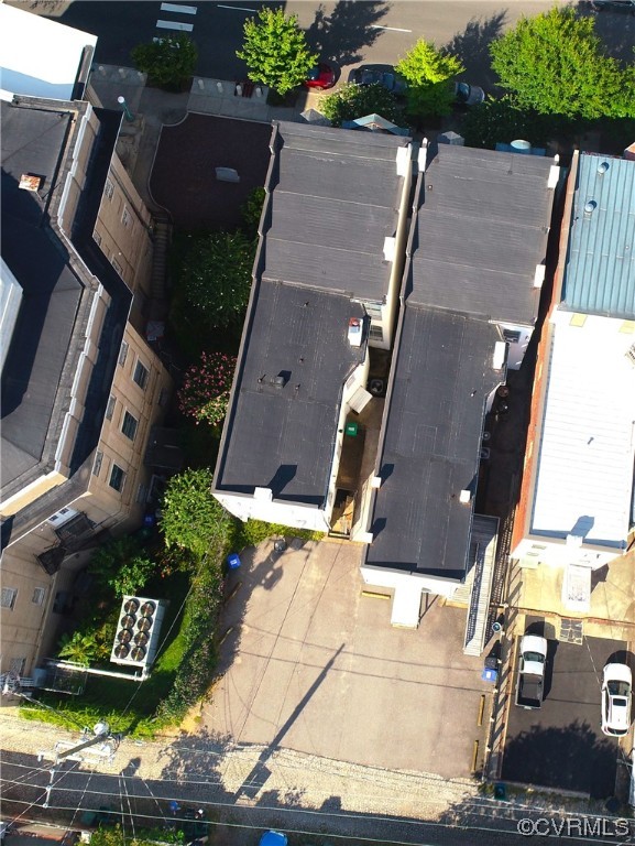 1109 & 1111 W Franklin Street