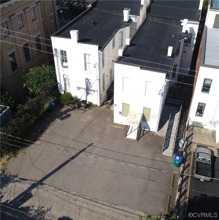1109 & 1111 W Franklin Street